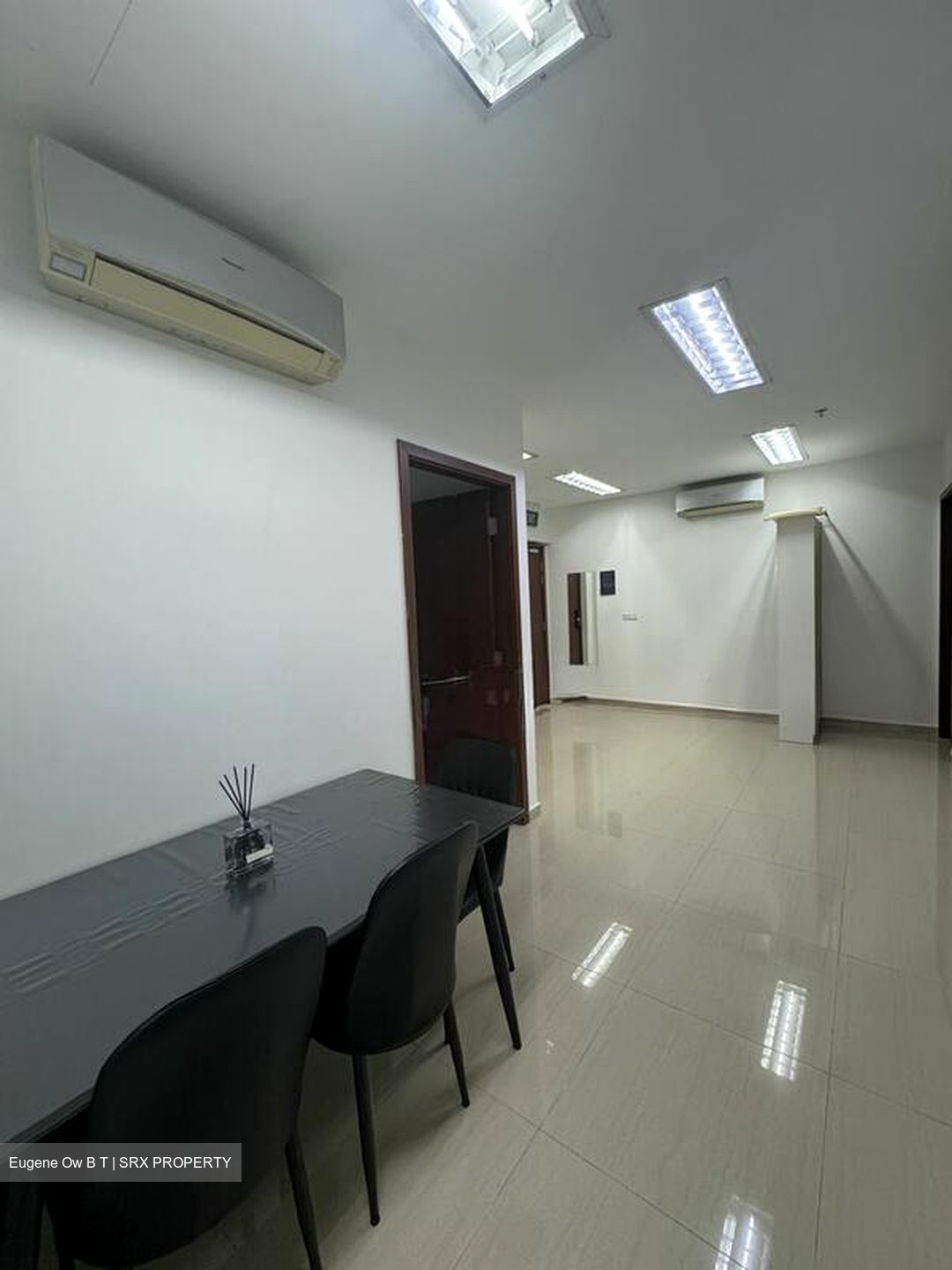 Soho Life (D15), Office #598107431